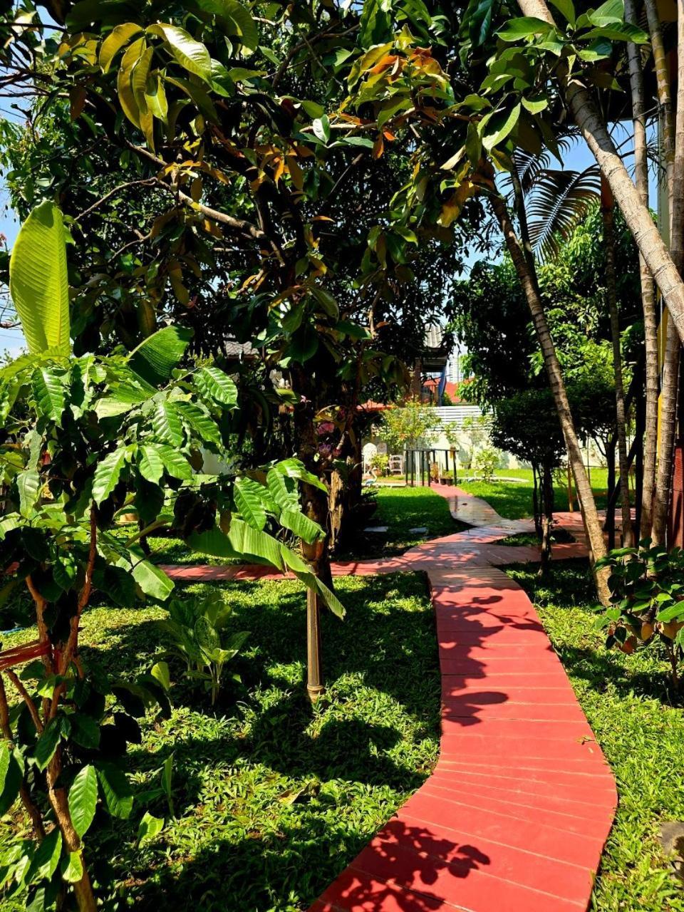 Lamduan Boutique Homestay Чиангмай Экстерьер фото
